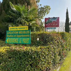  Hébergement de vacances Le Piquet Résidence-pavillon France